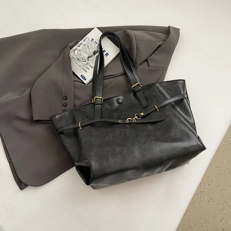 Grand sac cabas femme en similicuir, fermeture aimantée, noir