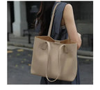 Sac cabas femme en cuir grainé, 28 x 22 cm, abricot ou beige