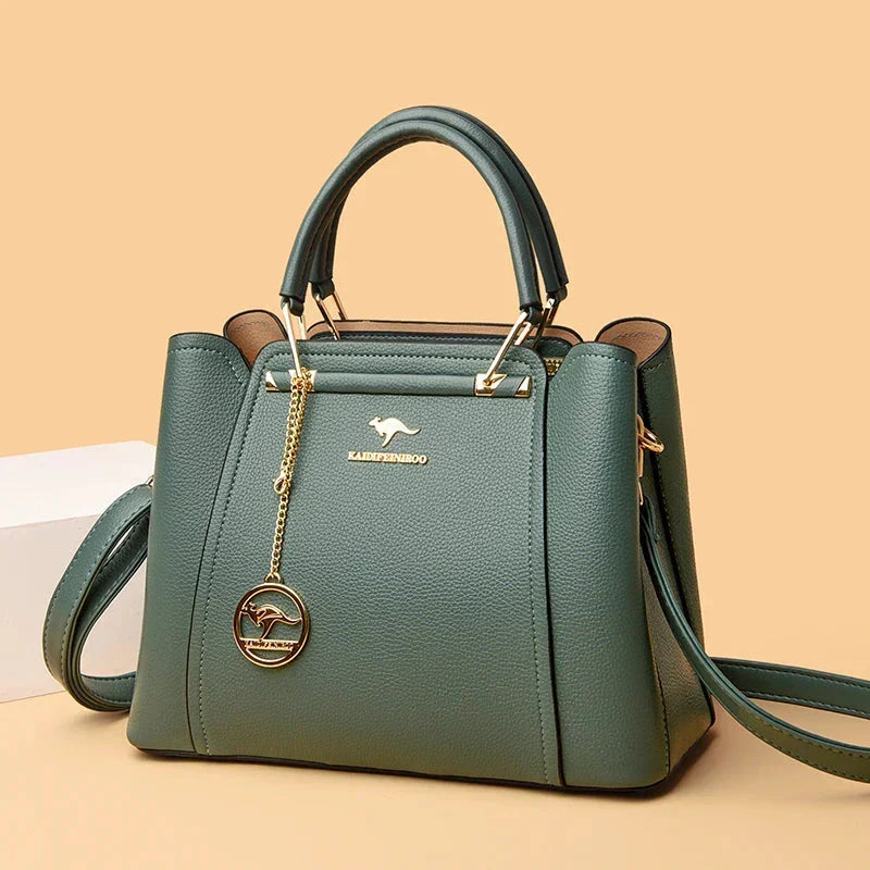 Grand sac à main femme en cuir souple, finitions dorées