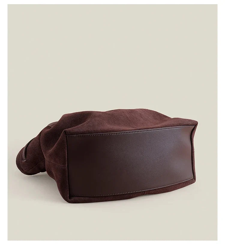 Grand sac à main femme en suède, forme trapèze, anses longues