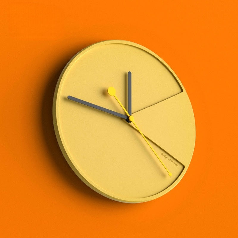 Horloge murale en relief, coloris jaune, 30 ou 36 cm