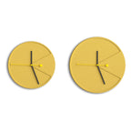 Horloge murale en relief, coloris jaune, 30 ou 36 cm