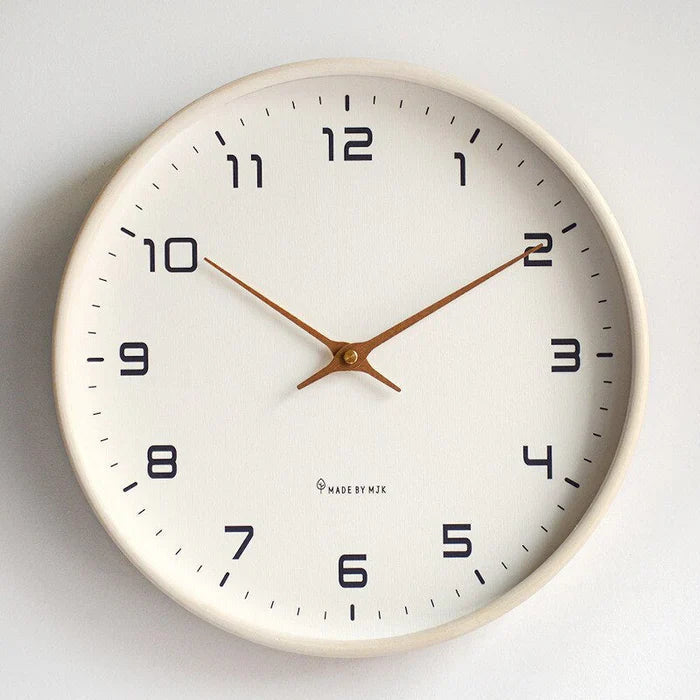 Horloge murale en bois style scandinave, mécanisme à quartz, crème