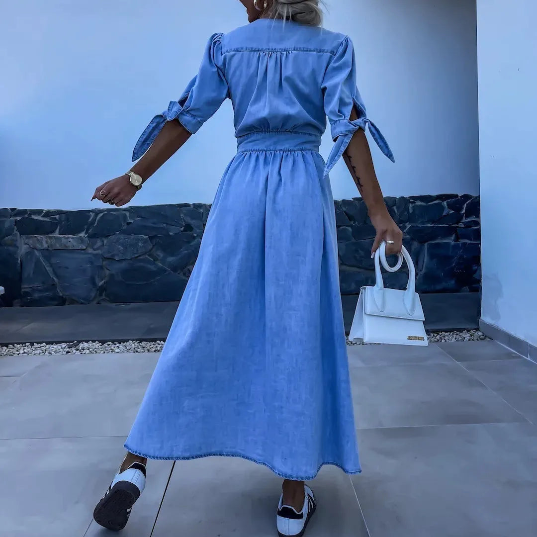 Robe chemise longue en jean boutonnée, manches 3/4 nouées