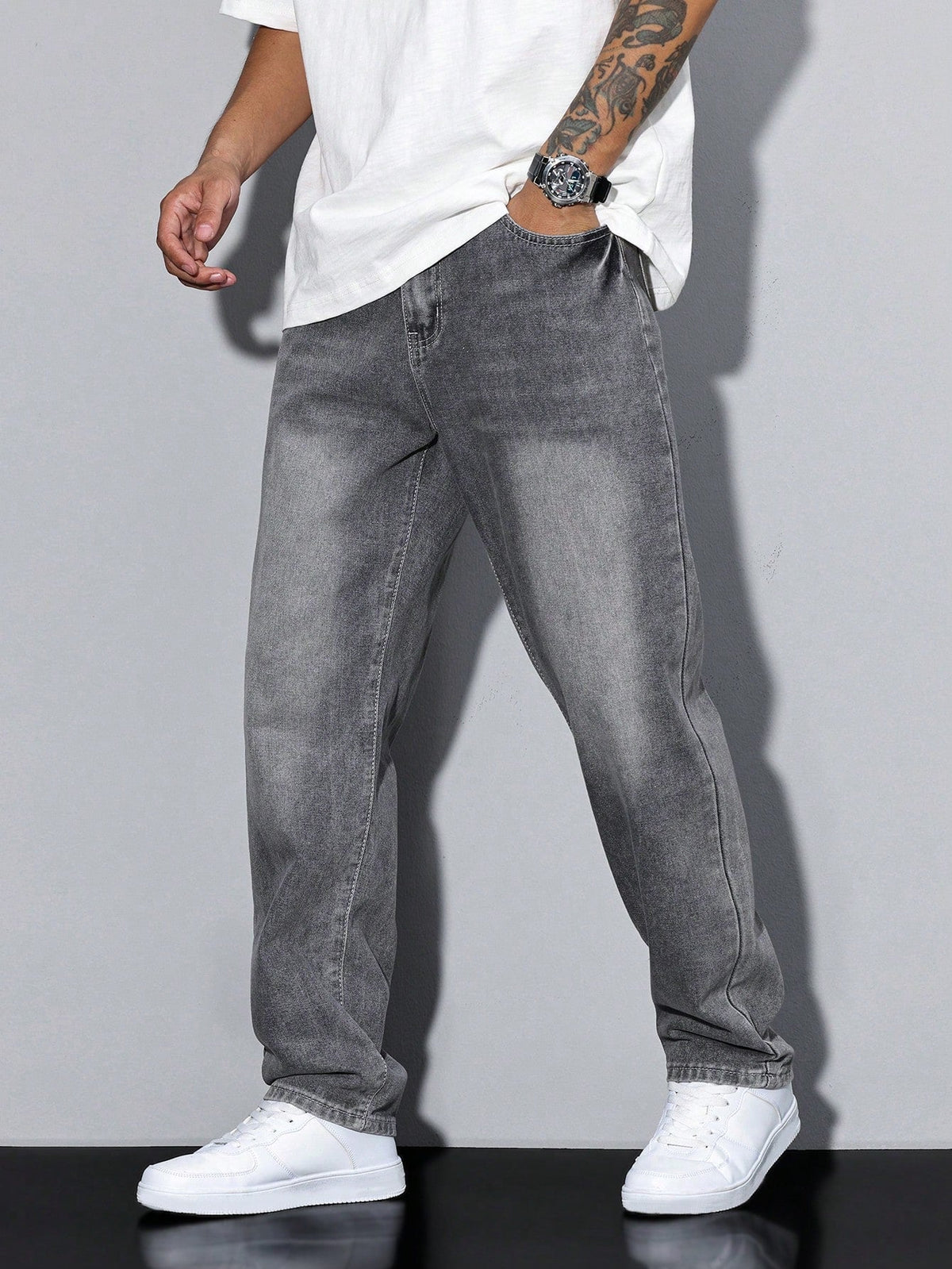 Jean droit homme coupe ample, taille naturelle, quatre teintes, couleur 2
