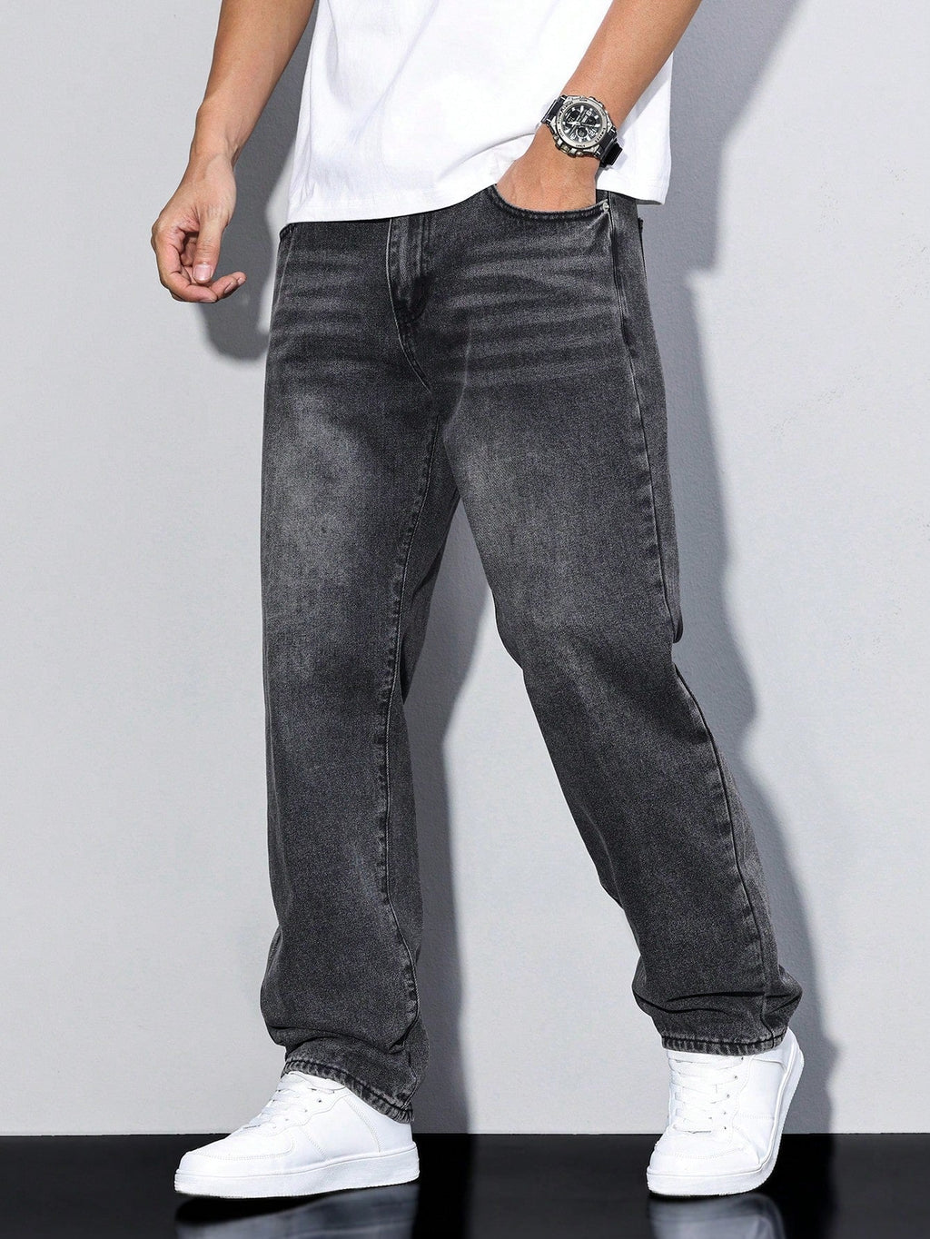 Jean droit homme coupe ample, taille naturelle, quatre teintes