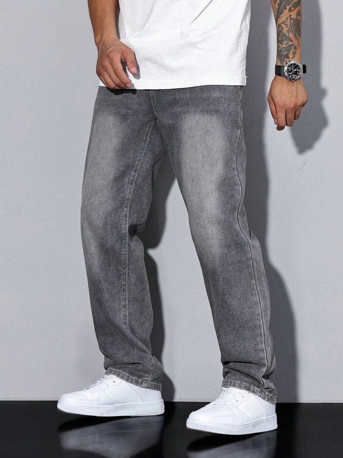 Jean droit homme coupe ample, taille naturelle, quatre teintes