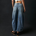 Jean droit femme taille mi-haute, coutures apparentes