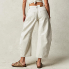 Jean droit femme taille mi-haute, coutures apparentes