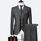 Costume 3 pièces homme, veste, gilet et pantalon, coupe ajustée, gris foncé