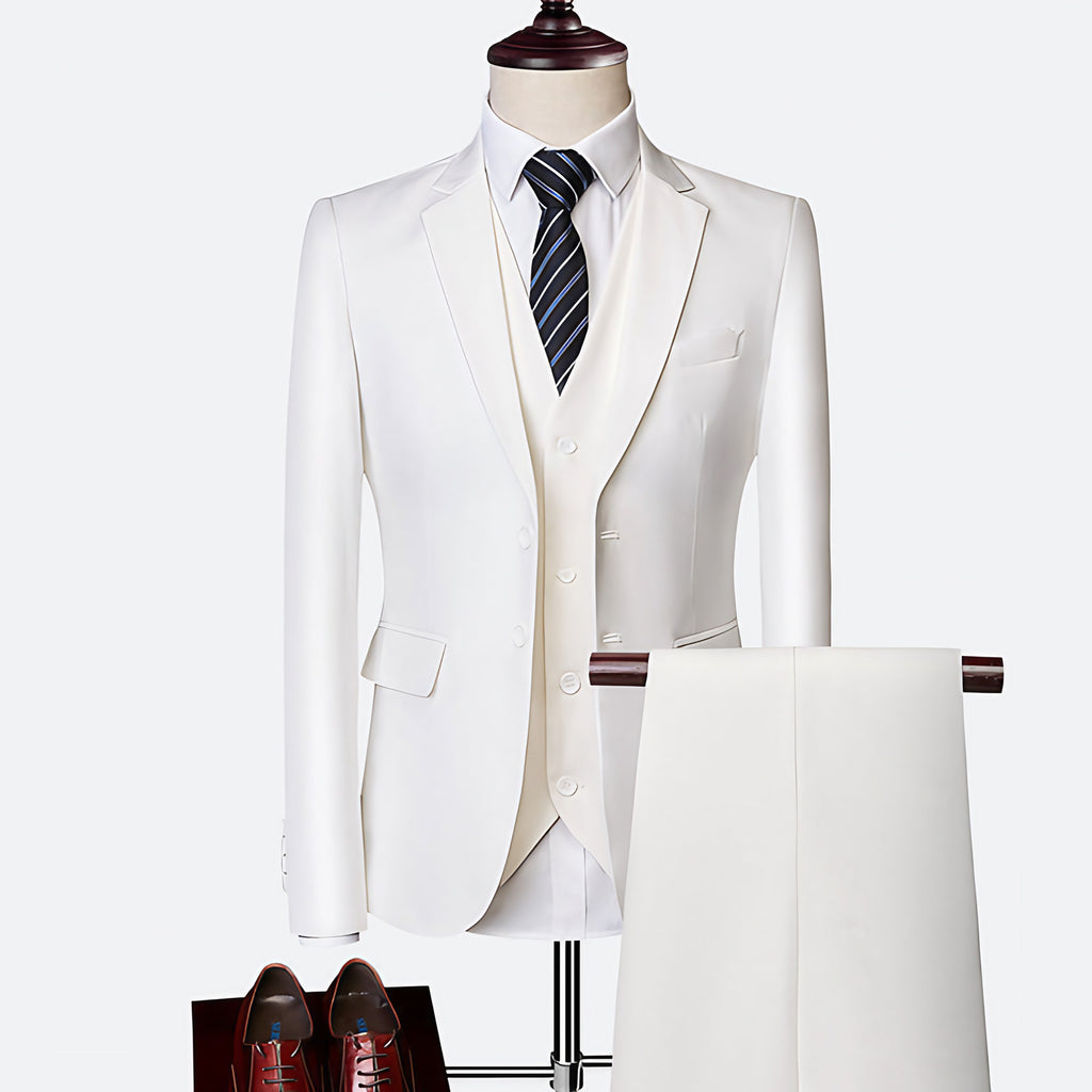 Costume 3 pièces homme, veste, gilet et pantalon, coupe ajustée, blanc