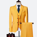 Costume 3 pièces homme, veste, gilet et pantalon, coupe ajustée, jaune