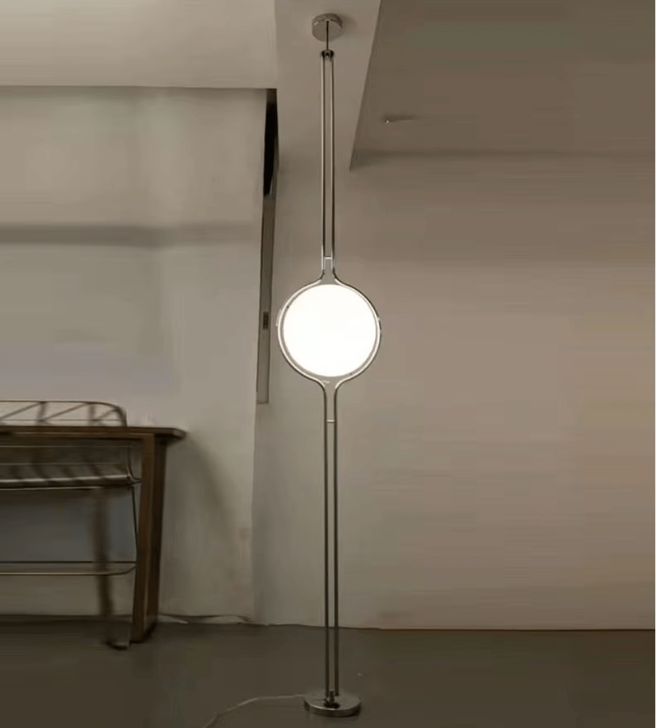 Lampadaire à boules blanches, acier brossé, une ou deux sphères