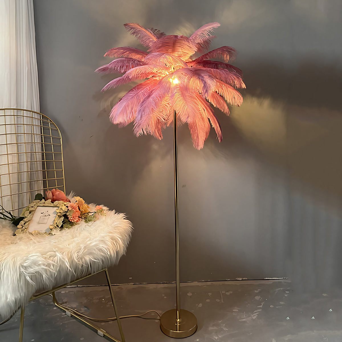 Lampadaire en plumes forme palmier, avec plateau, 115 ou 160 cm, violet