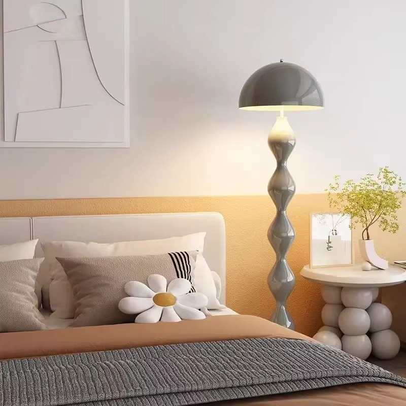 Lampadaire en métal style scandinave, 150 cm, cinq coloris