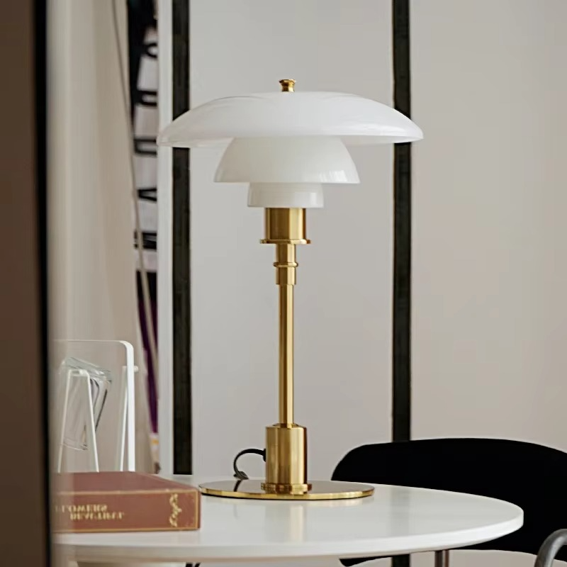 Lampe de table scandinave LED à variateur, quatre coloris, doré et blanc