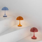 Lampe de table LED rechargeable en métal et verre, intensité réglable, gris