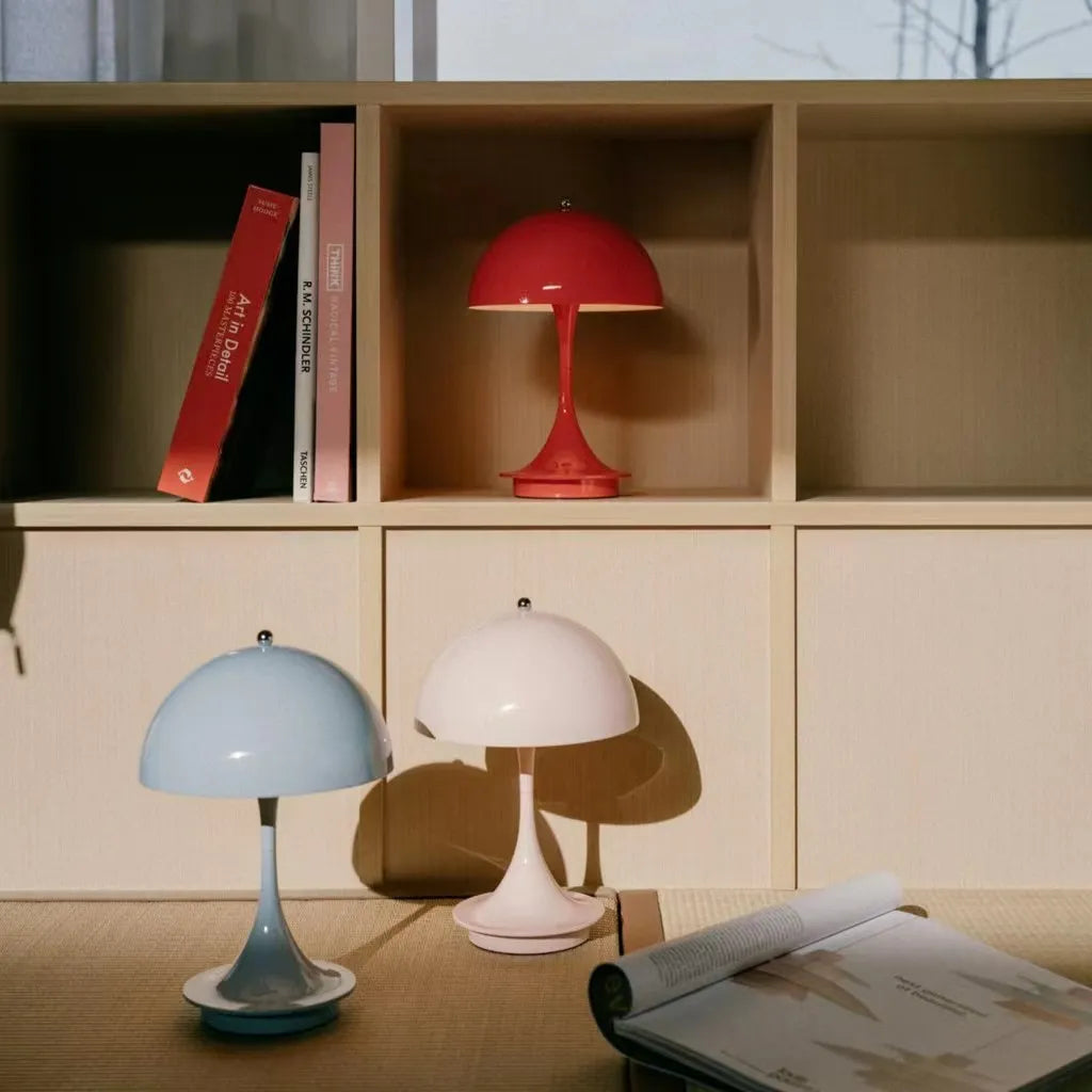 Lampe de table LED rechargeable en métal et verre, intensité réglable