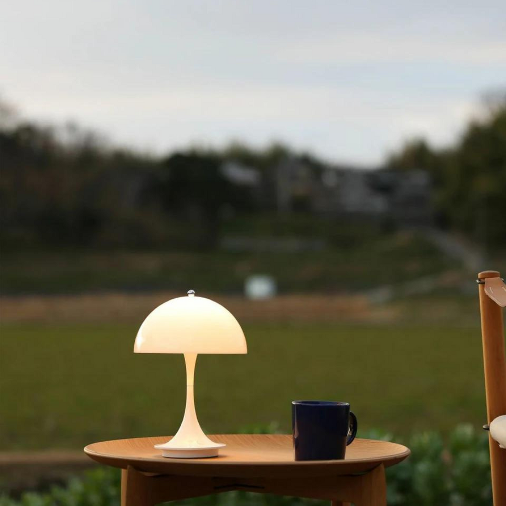 Lampe de table LED rechargeable en métal et verre, intensité réglable