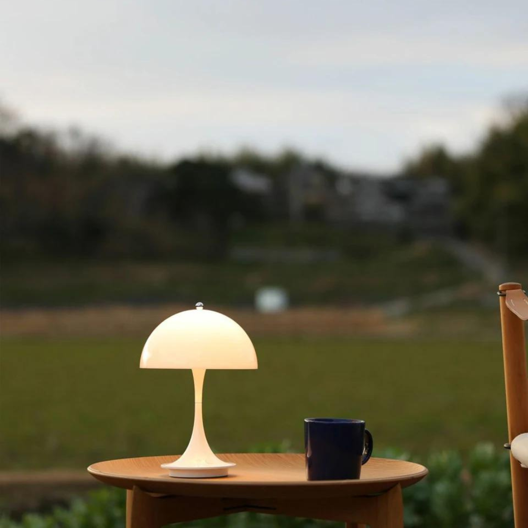 Lampe de table LED rechargeable en métal et verre, intensité réglable