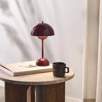 Lampe de table LED sans fil esprit années 60, huit coloris