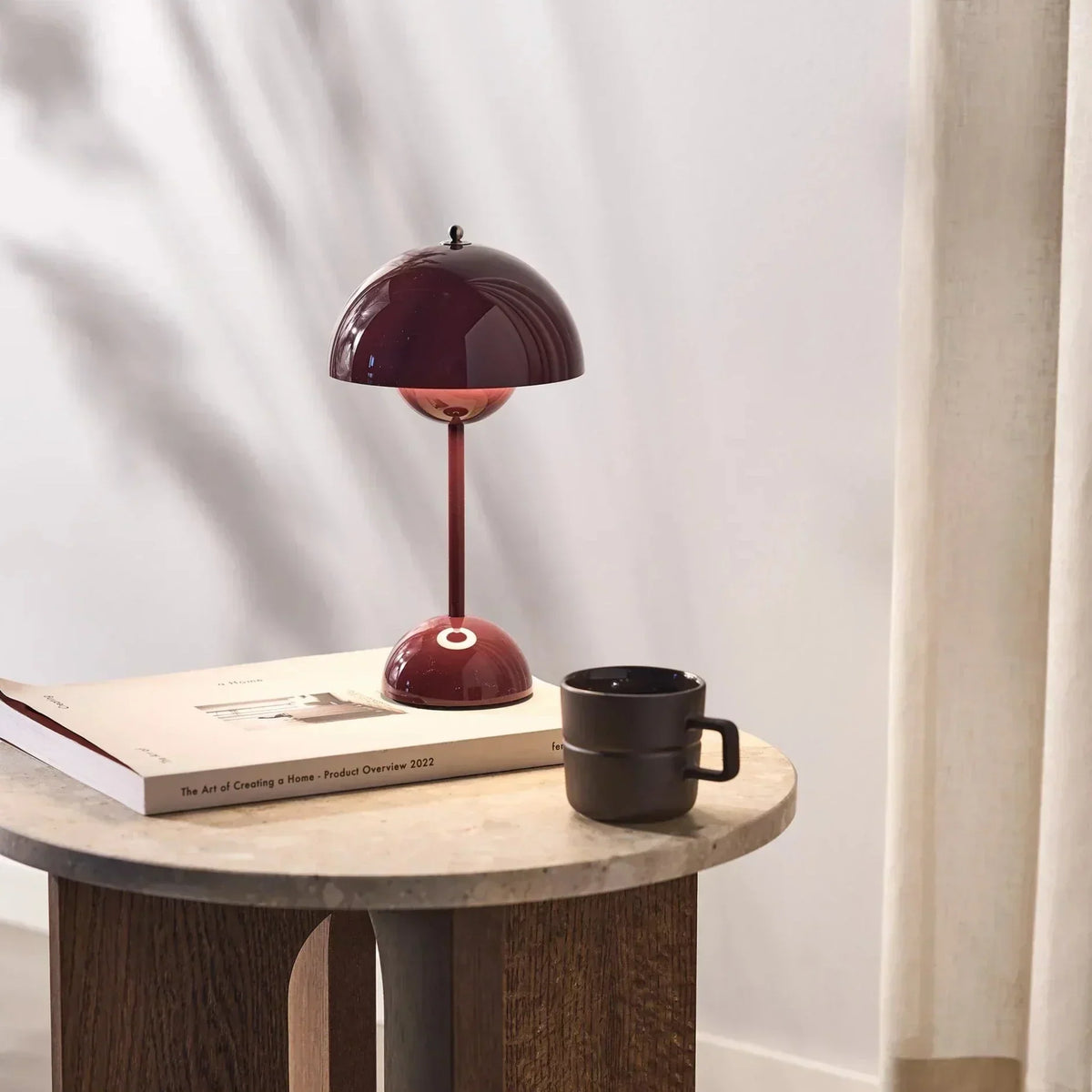 Lampe de table LED sans fil esprit années 60, huit coloris