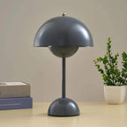 Lampe de table LED sans fil esprit années 60, huit coloris, gris