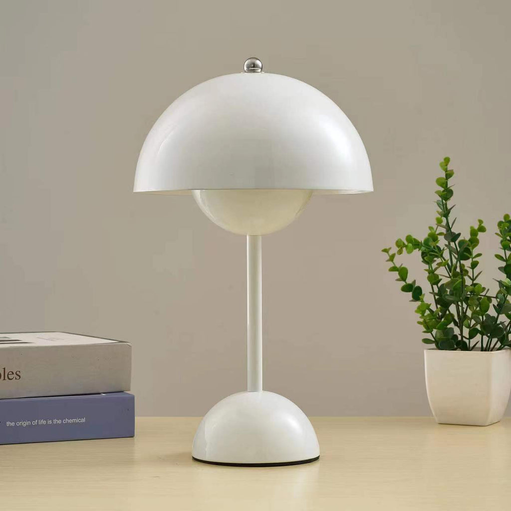 Lampe de table LED sans fil esprit années 60, huit coloris, blanc