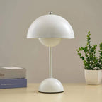 Lampe de table LED sans fil esprit années 60, huit coloris, blanc