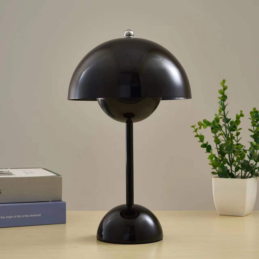 Lampe de table LED sans fil esprit années 60, huit coloris, noir