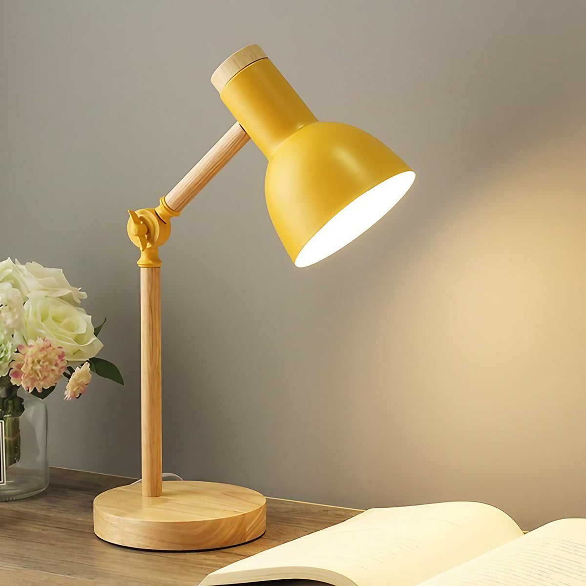 Lampe de table scandinave en bois, abat-jour en métal, 45 cm, jaune
