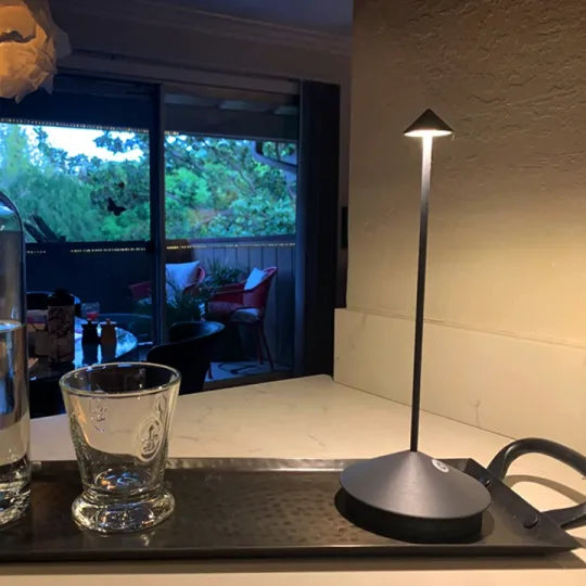 Lampe LED étanche à intensité réglable, sur batterie, quatre coloris