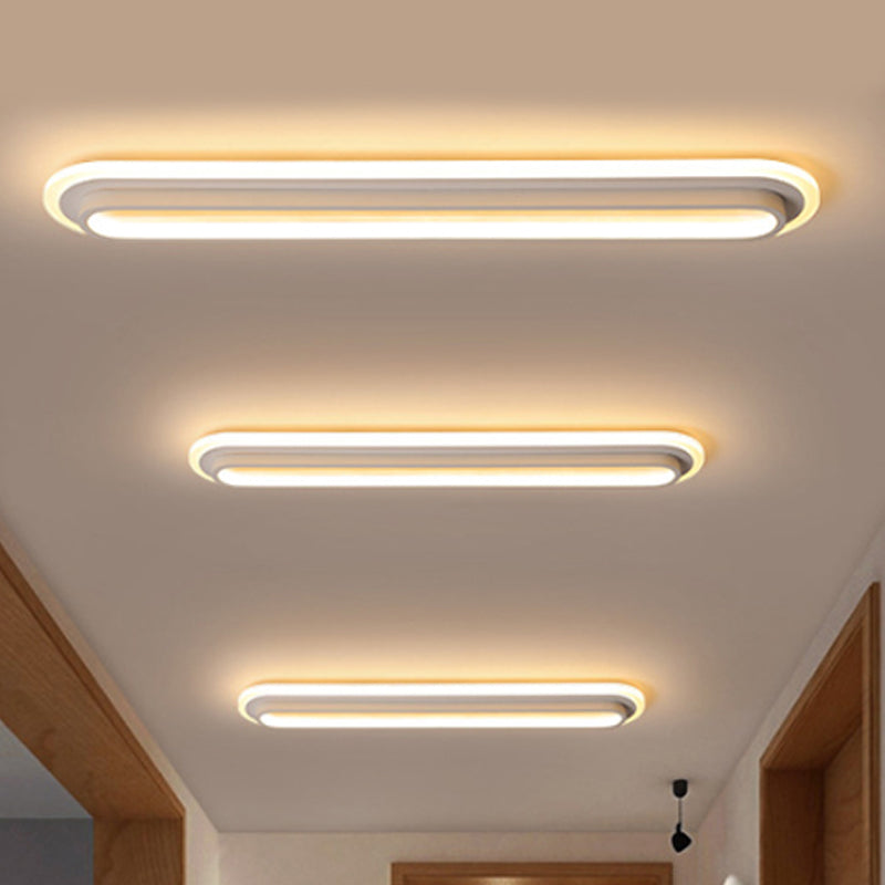 Plafonnier LED ovale en métal et acrylique, 49 ou 54 cm