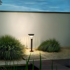Lampe solaire extérieure pour jardin, terrasse et allée