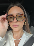 Lunettes de soleil femme style aviateur, monture ovale