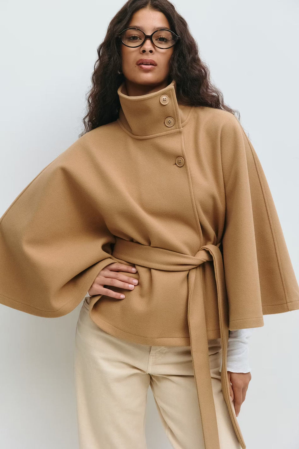Manteau cape femme à col montant et ceinture, cinq coloris