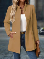 Manteau d'hiver femme mi-long à col montant, boutonné, camel