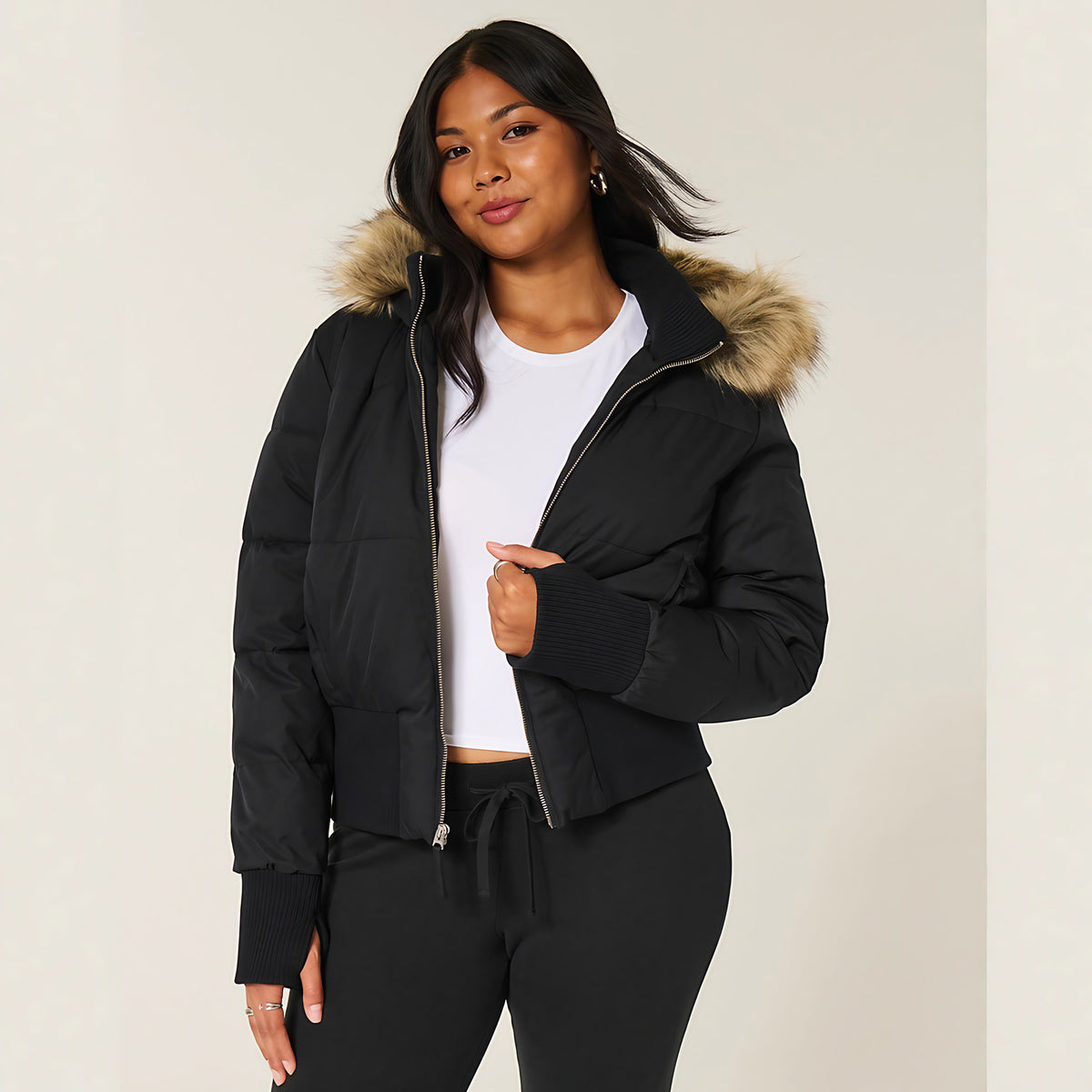 Manteau d'hiver femme court, capuche et col fourrure amovibles, noir
