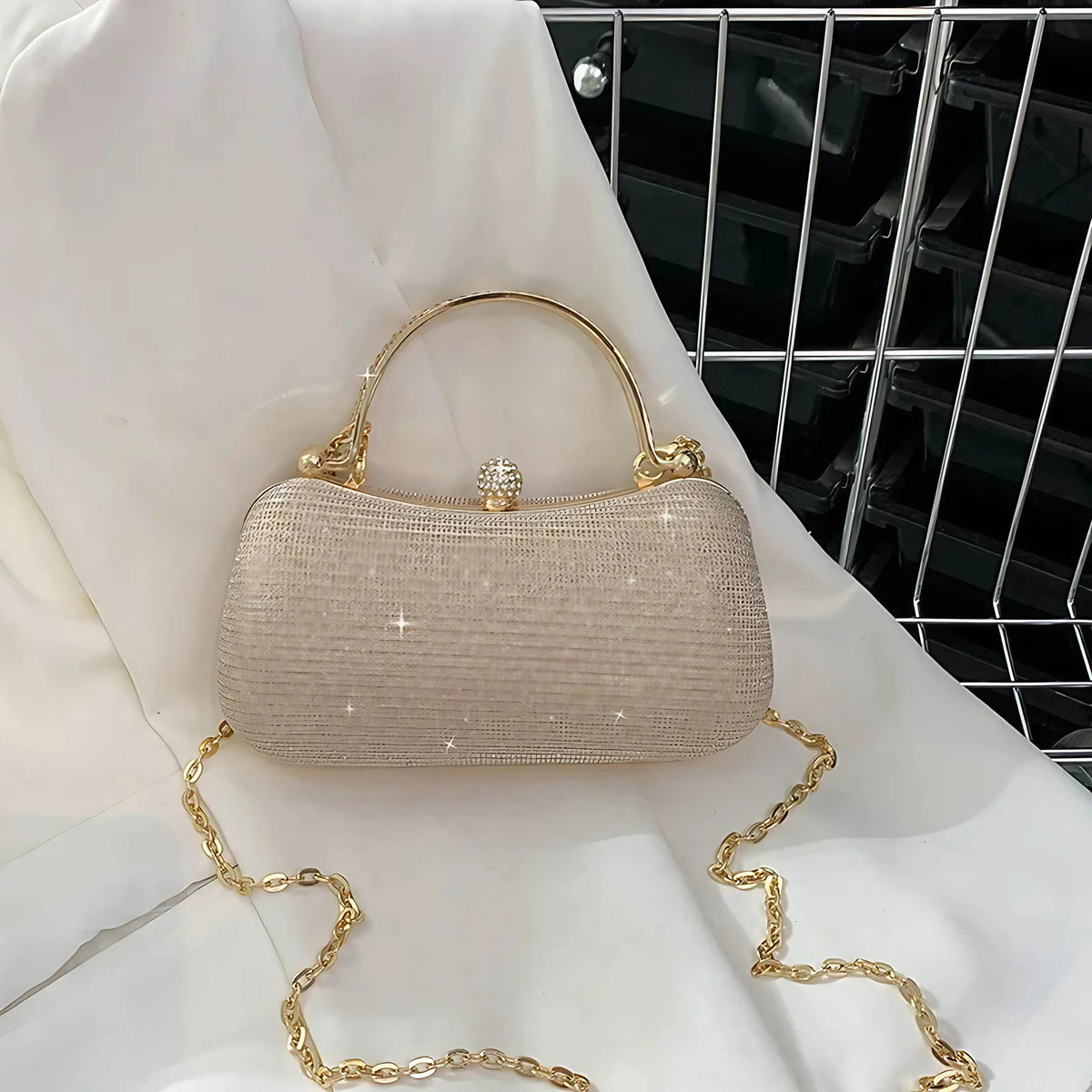 Minaudière à strass femme, chaîne amovible, 17 x 10 cm, doré