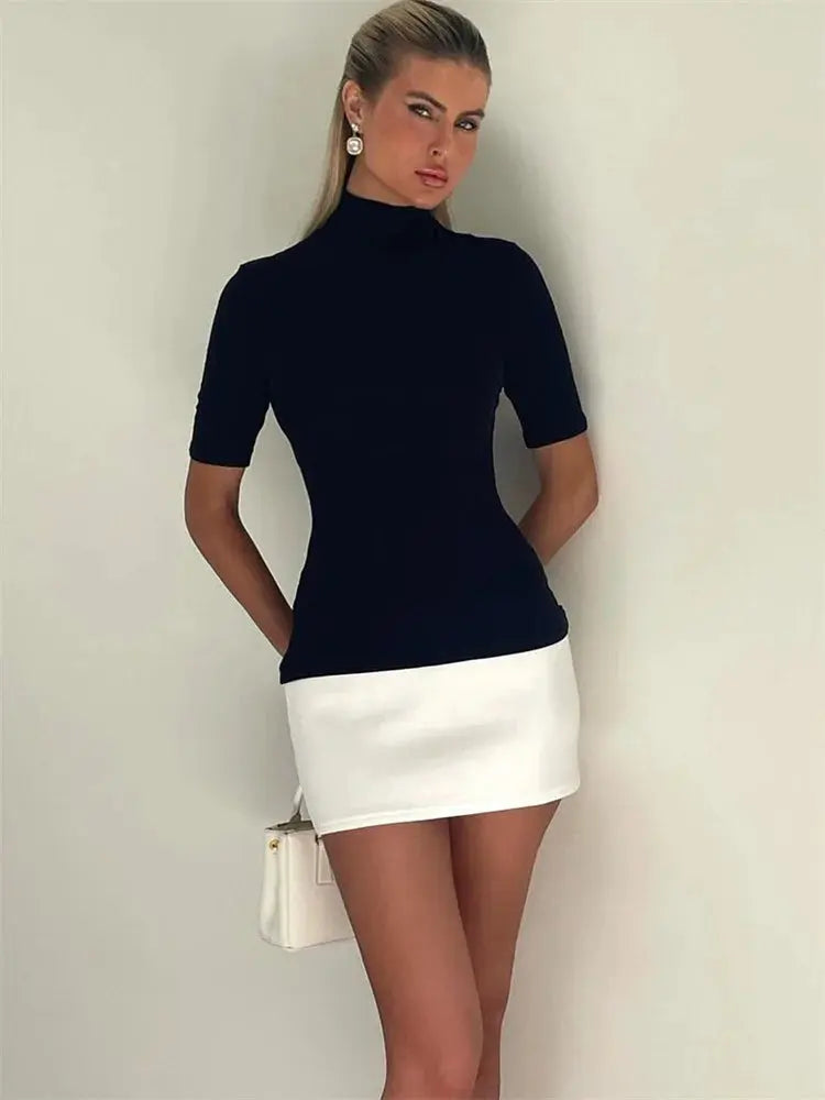 Mini robe noire ajustée femme à manches longues