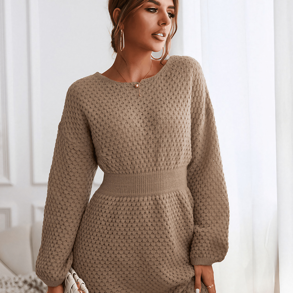 Robe pull courte femme ajustée, manches longues, trois coloris, marron