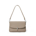 Mini sac bandoulière femme, rabat courbé à fermoir argenté, gris et beige