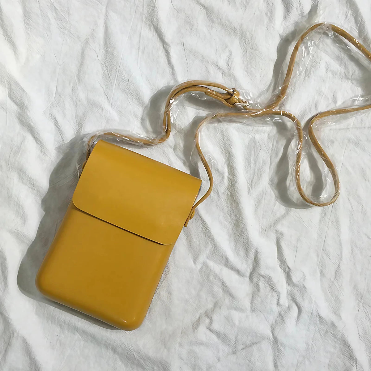 Pochette téléphone bandoulière femme en similicuir, six coloris, jaune