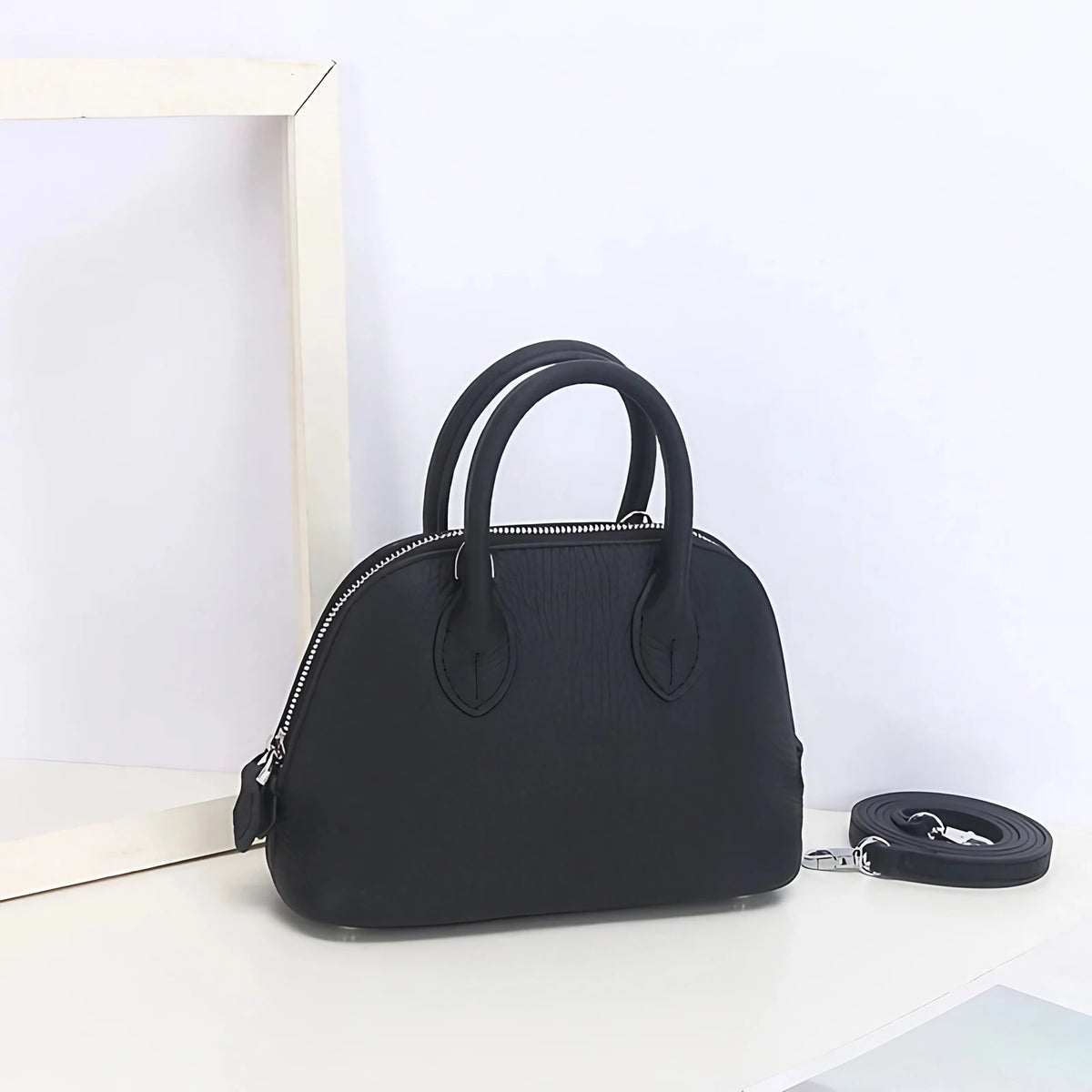 Mini sac à main femme en similicuir grainé, dix coloris, noir