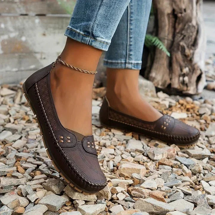 Mocassins femme chaussant large, tige ventilée, du 35 au 41