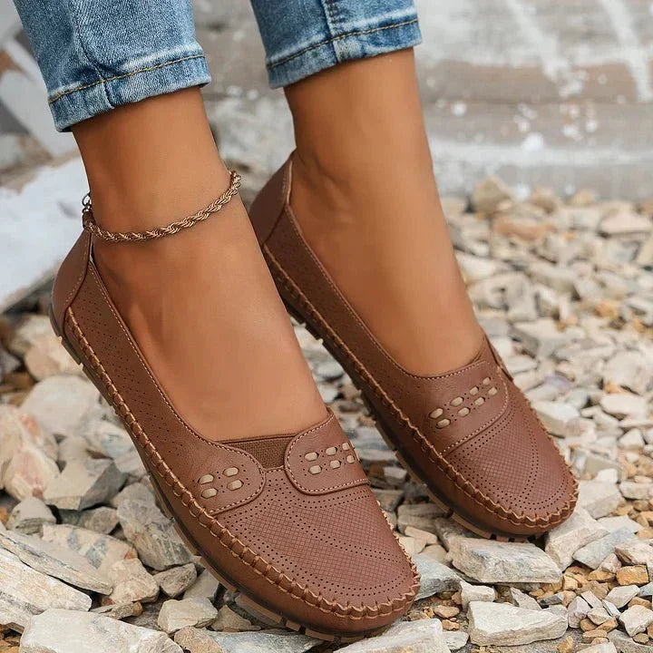 Mocassins femme chaussant large, tige ventilée, du 35 au 41