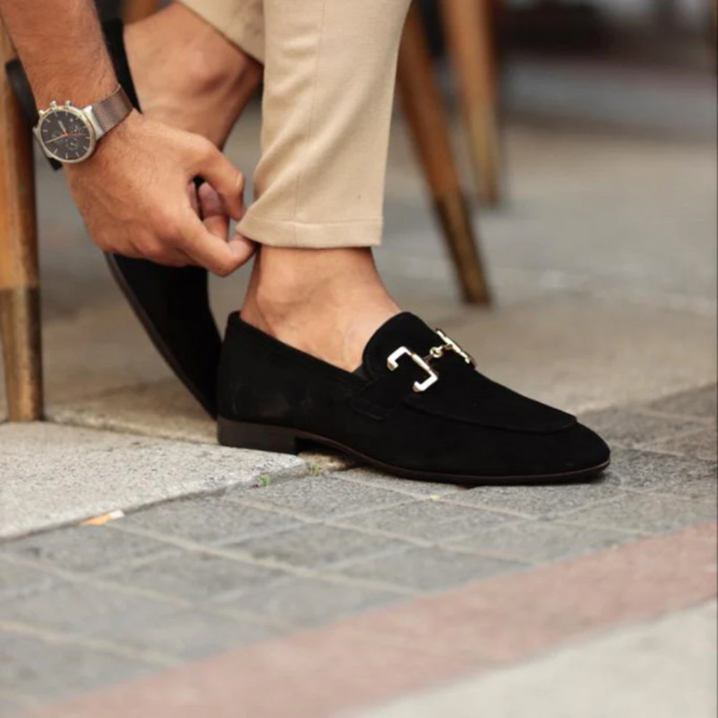 Mocassins homme à mors doré, bout arrondi, beige ou noir