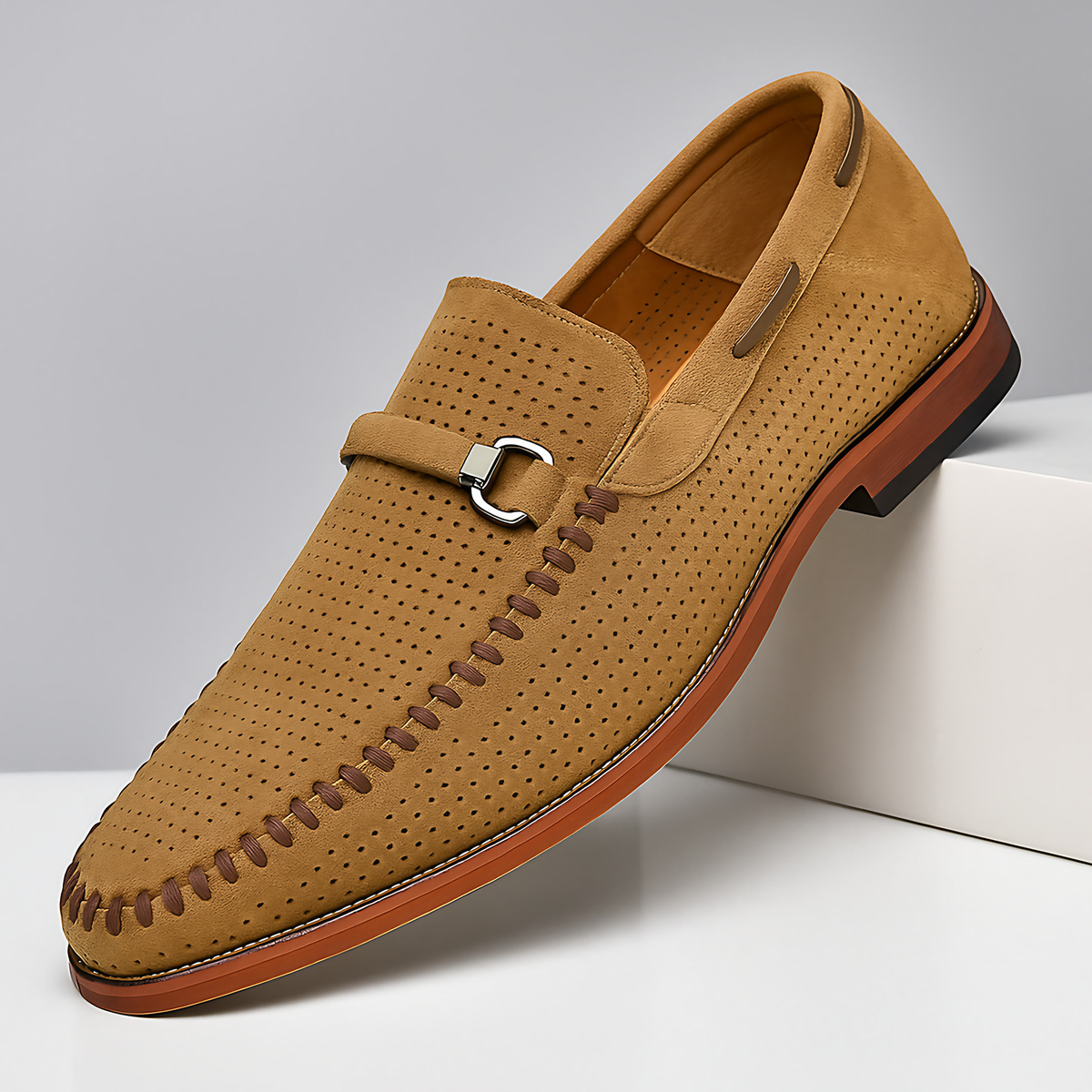 Mocassins homme à boucle métallique, coupe basse, trois coloris, café