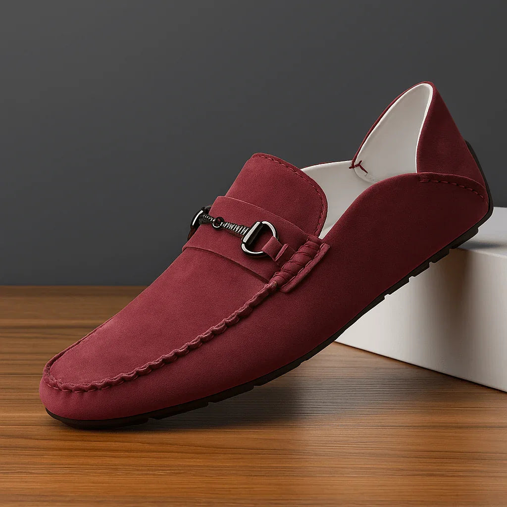 Mocassins homme à enfiler, ornement métallique, du 38 au 42, rouge