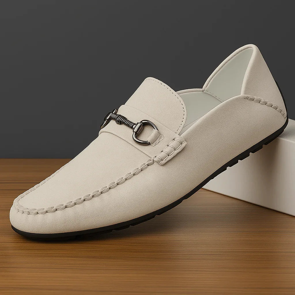 Mocassins homme à enfiler, ornement métallique, du 38 au 42, beige